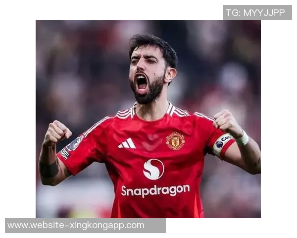 凯莱赫扑点神勇展现实力成功封堵C罗B费与姆巴佩的点球挑战 凯莱赫扑点神勇展现实力成功封堵C罗B费与姆巴佩的点球挑战